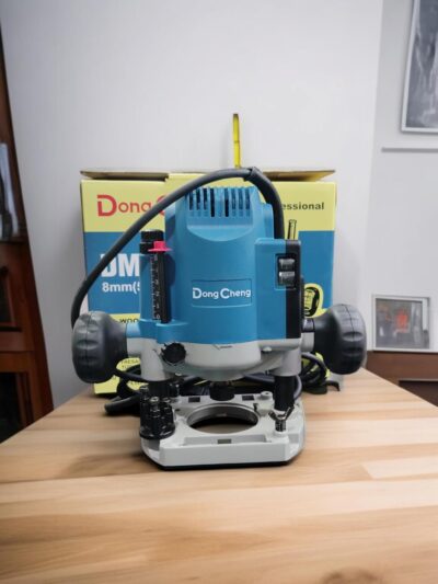 Dong Cheng DMR8S Wood Router Machine, 900W, 26000 RPM, 8mm Bit Diameter