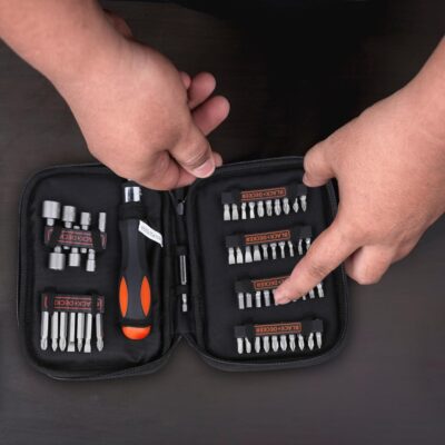 BLACK+DECKER A7104-XJ 56 Pc Magnetic Screw Driving Kit with Ratchet for DIY use (Black)