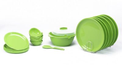 Signoraware Round Plastic Dinner Set – 21 Pcs | Parrot Green | Food-Grade, BPA-Free & Unbreakable