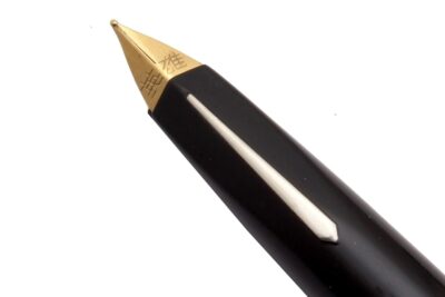 Hero Pen Original 240 Fountain Pen | Classic Iridium Nib Ink for Professionals, Students & Doctors | Stainless Steel Cap | Smooth Writing Aerometric Pen - Black